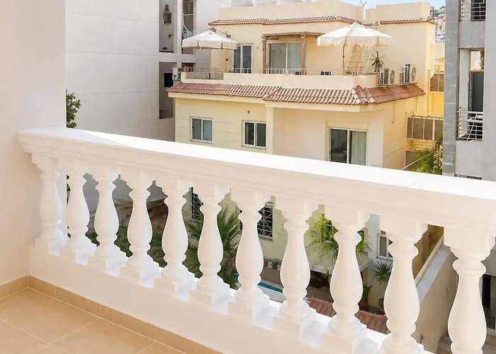 Spacious 3-bedroom 2-min Walk To Dream * Hurghada