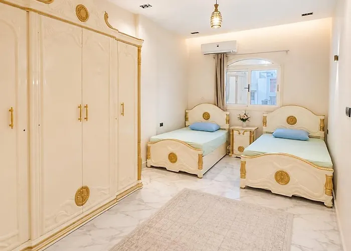 Spacious 3-bedroom 2-min Walk To Dream Apartment *
